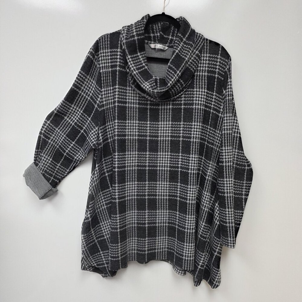 Erin London Sweater Tunic Womens 2X Gray Plaid Cowl Neck Pockets Knit Pullover